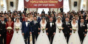 Ilkadimda 105 Cift Ucretsiz Salon Hizmetiyle Dunya Evine Girdi gemini