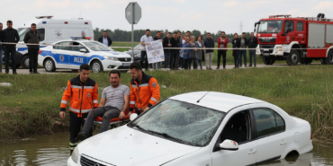 Samsun 19 Mayista otomobil golete yuvarlandi 2 yarali gemini