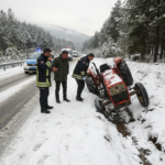 Tekkekoyde Traktor Sarampole Yuvarlandi Kar Kazaya Sebep Oldu gemini