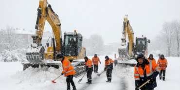Canikte Kar Seferberligi Ekipler Yollari Acmak Icin Sahada gemini