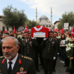 Kibris Gazisi Feris Adiloglu Samsunda Son Yolculuguna Ugurlandi gemini