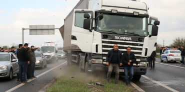 Samsun Ankara Yolunda Korku Dolu Anlar Freni Bosalan Tir Refuje Cikti gemini