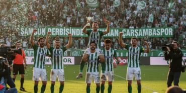 Samsun Derbisinde Kazanan Carsambaspor Sahada Buyuk Heyecan gemini