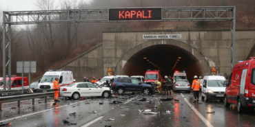 Samsun Havzada tunel girisinde zincirleme kaza 6 arac karisti gemini