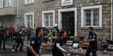 Samsunda apartmanda panik Komsu kavgasi yanginla bitti gemini