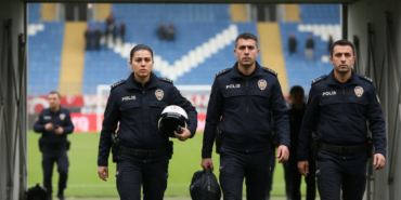 Samsunspor Trabzonspor maci 3 polis memuru aciga alindi gemini