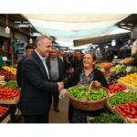Baskan Ibrahim Sandikci Karsiyaka Mahallesi pazarini ziyaret etti gemini