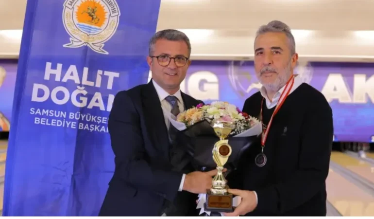 Samsunda Gazetecilerin Bowling Turnuvasinda Buyuk Heyecan featured