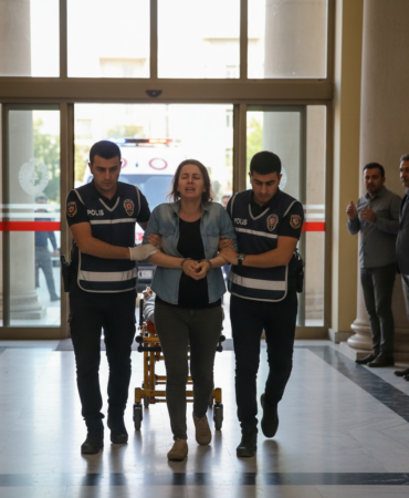 Samsun Adliyesinde Korku Dolu Anlar Hamile Supheli Hastanelik Oldu gemini