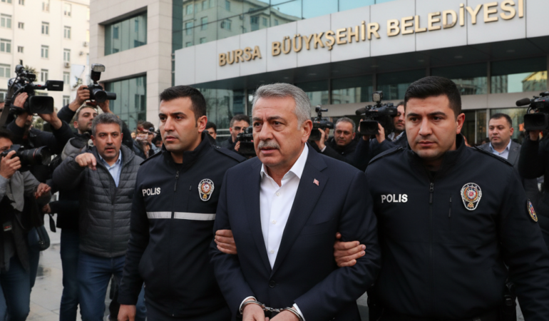 Bursa Buyuksehir Belediye Baskani Mustafa Bozbey Gozaltina Alindi gemini