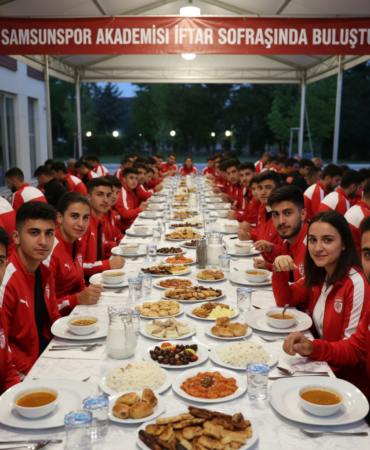 Samsunspor Akademisi Iftar Sofrasinda Bulustu gemini