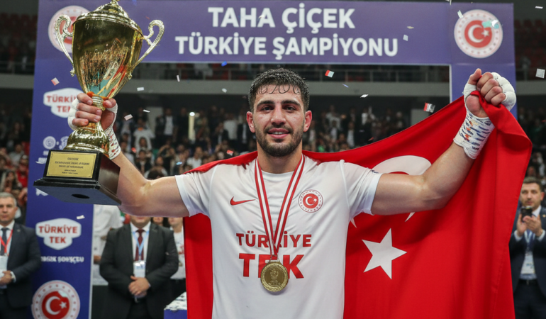 Samsunlu Kick Bokscu Taha Cicek Turkiye Sampiyonu Oldu gemini