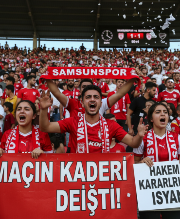 Samsunspor taraftari hakem kararlarina isyan etti Macin kaderi degisti gemini
